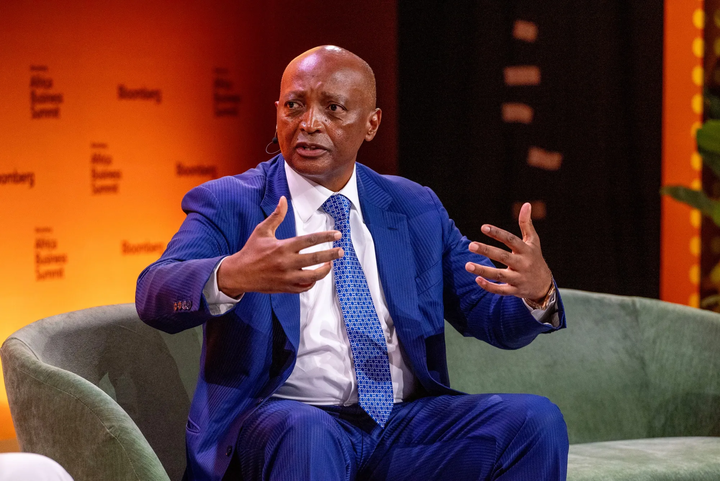 (КАРТИНКА-1 — photo of Musk and Motsepe, showing the partnership)